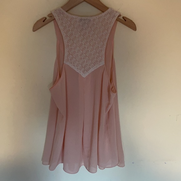 Top - Picture 2 of 3